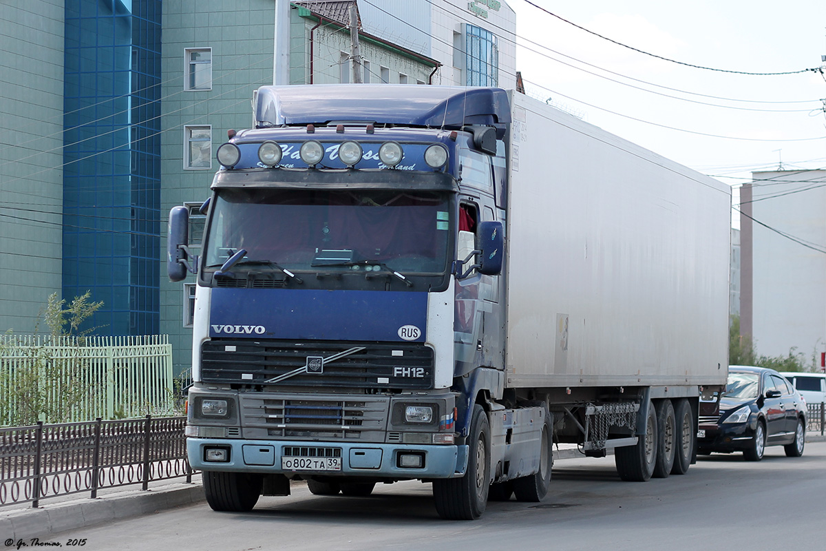 Калининградская область, № О 802 ТА 39 — Volvo ('1993) FH-Series