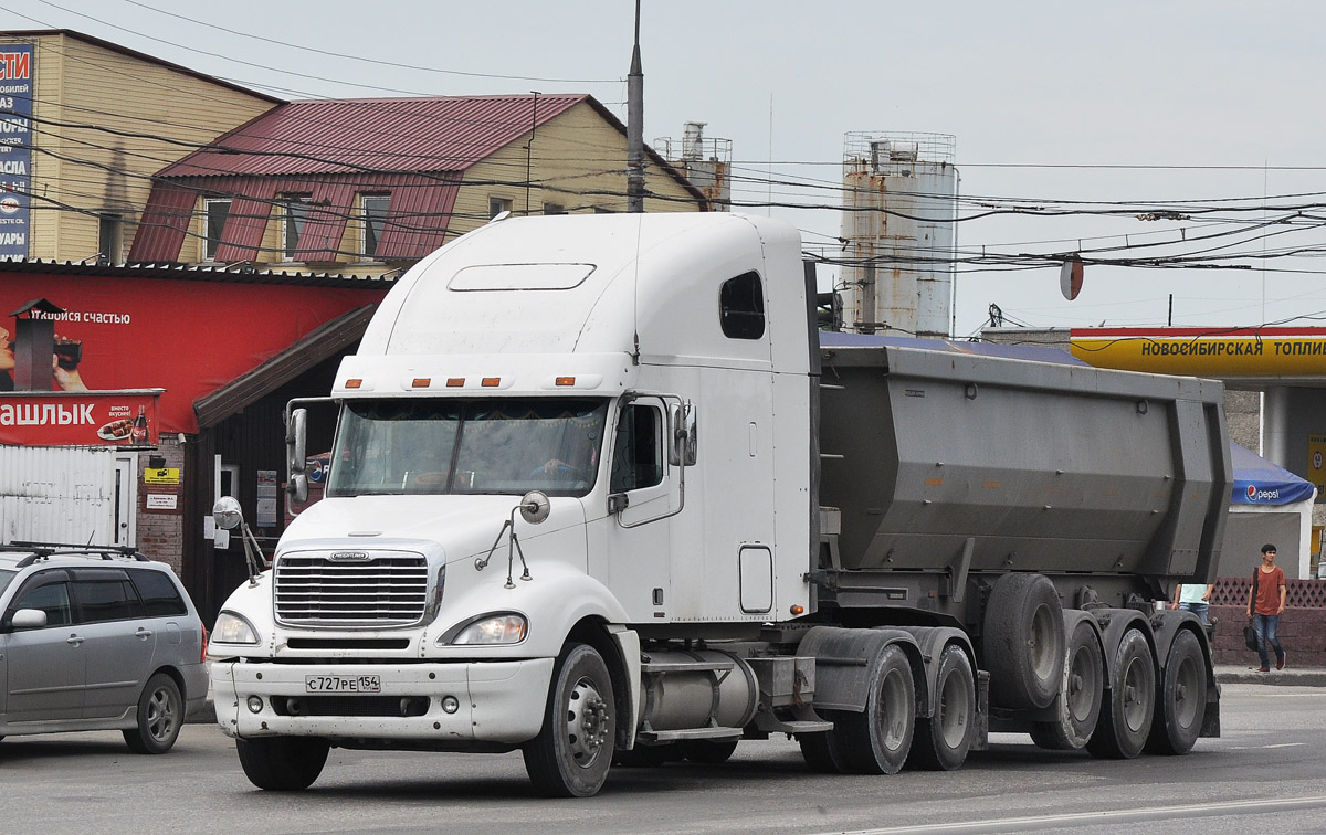 Новосибирская область, № С 727 РЕ 154 — Freightliner Columbia