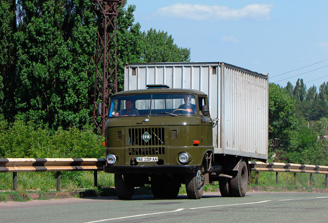 Днепропетровская область, № АЕ 2709 АА — IFA W50L/IKB-1