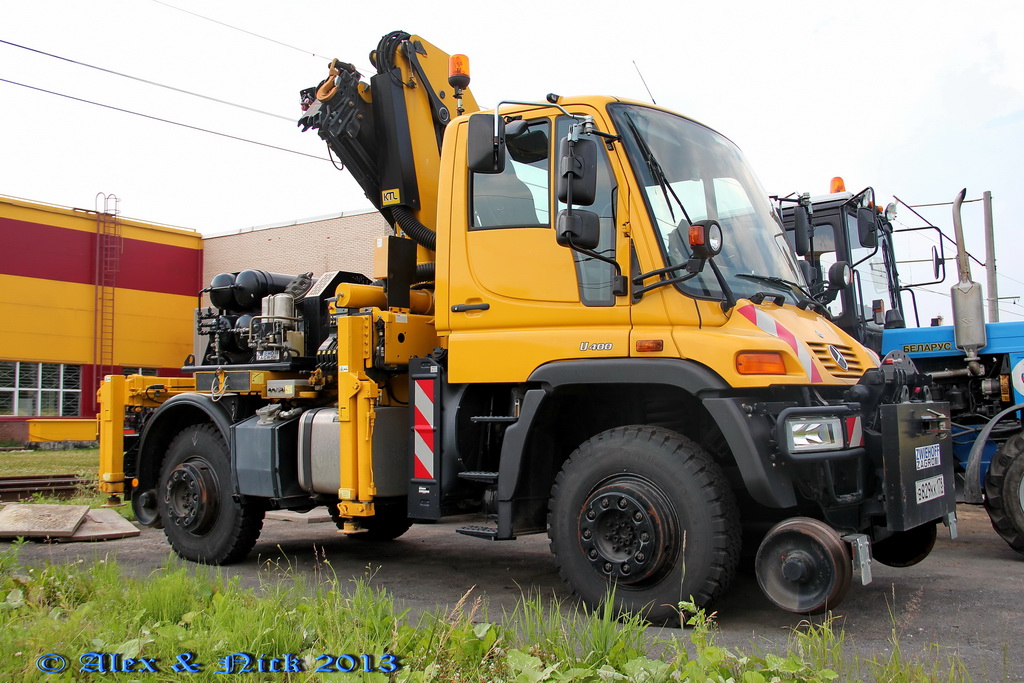 Санкт-Петербург, № В 829 КК 178 — Mercedes-Benz Unimog U400