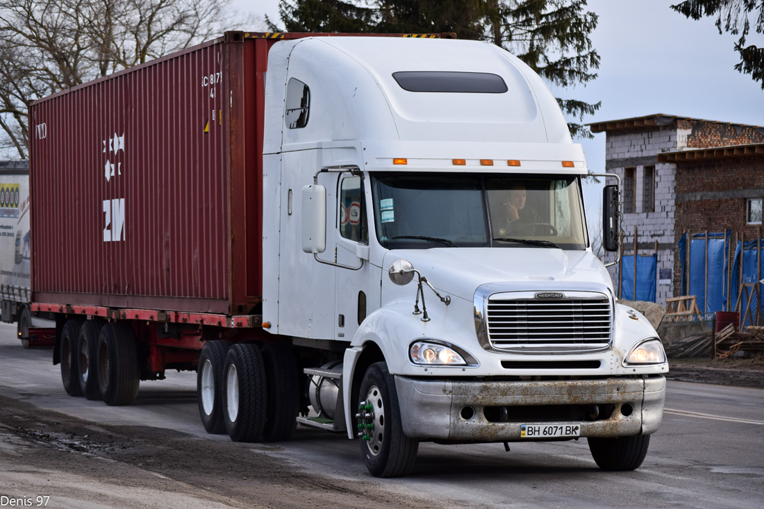 Одесская область, № ВН 6071 ВК — Freightliner Columbia