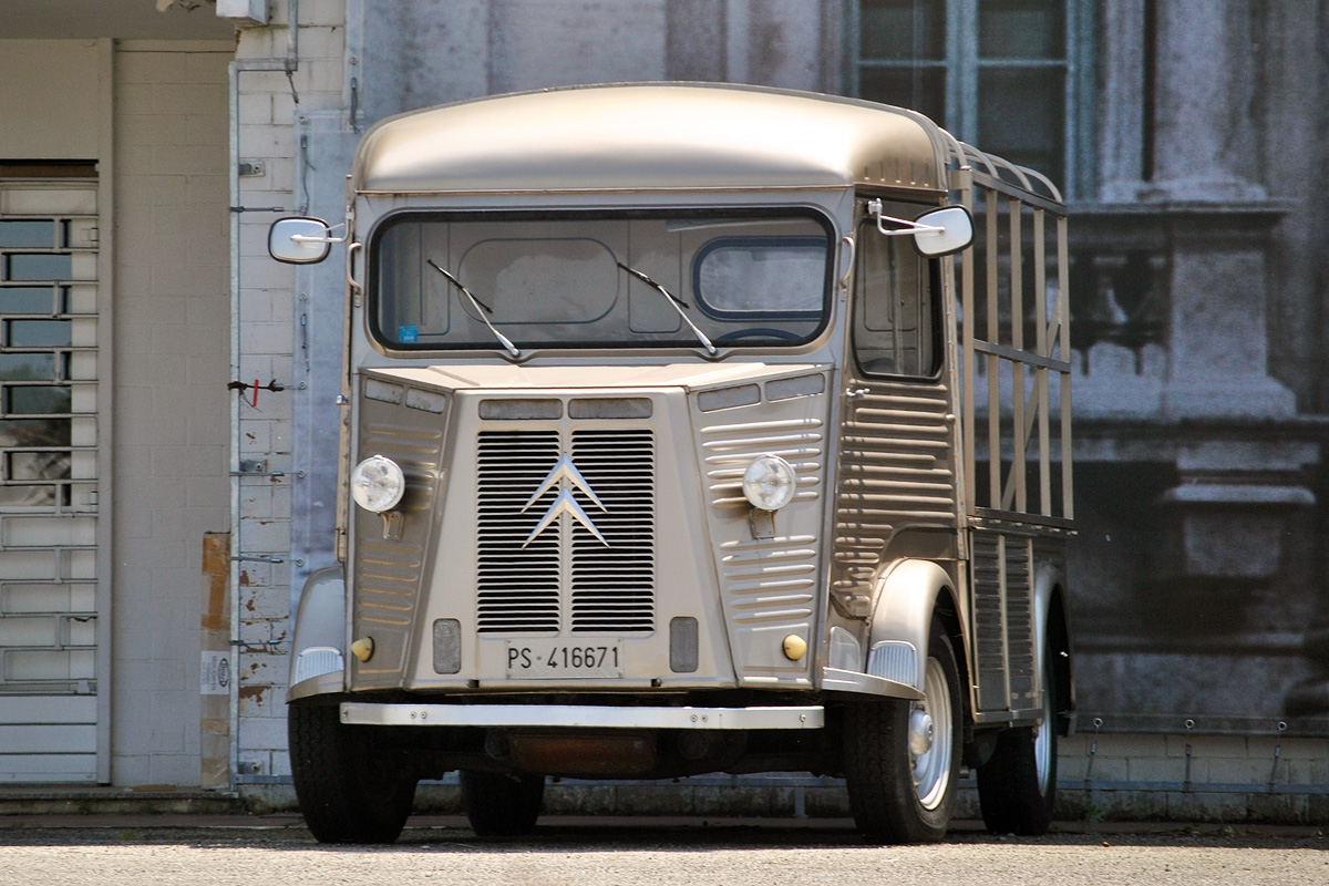 Италия, № PS 416671 — Citroën Type H