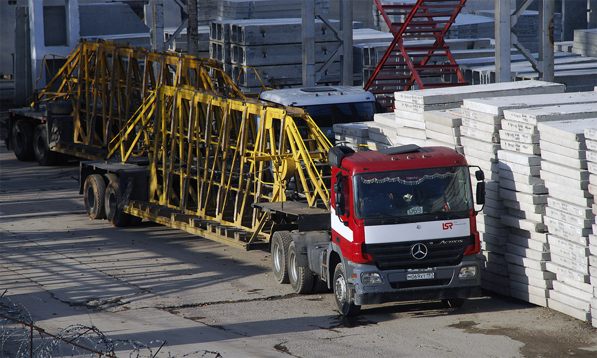 Москва, № М 069 ХТ 197 — Mercedes-Benz Actros ('2003) 3346