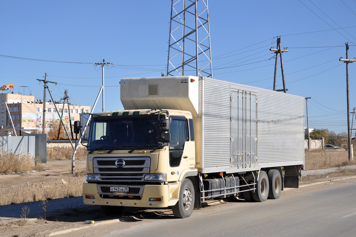 Амурская область, № Е 943 НВ 28 — Hino Profia