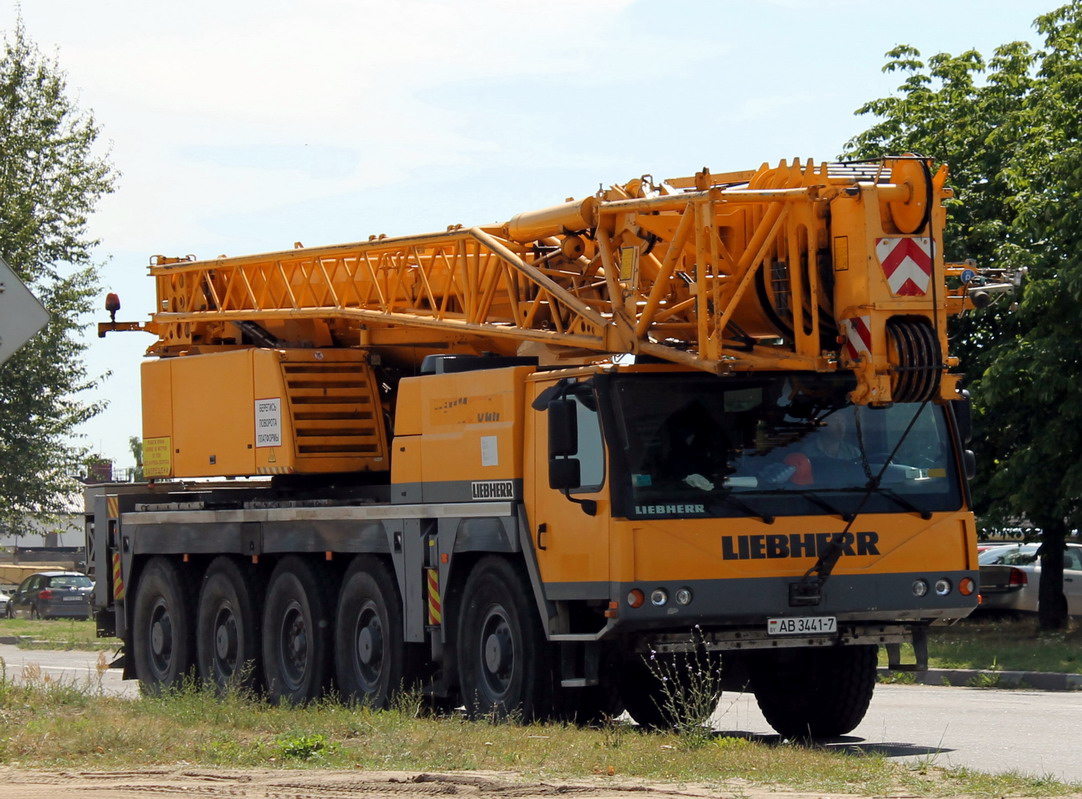 Минск, № АВ 3441-7 — Liebherr (общая модель)