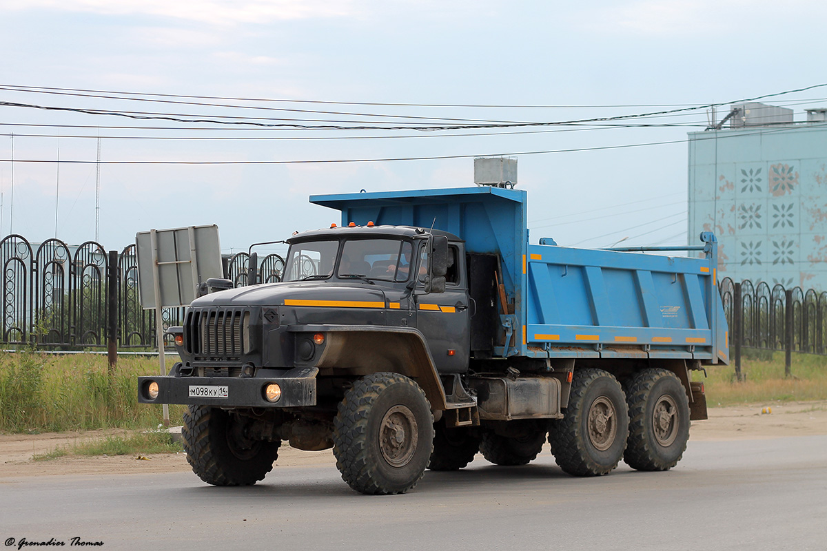 Саха (Якутия), № М 098 КУ 14 — Урал-55571-72