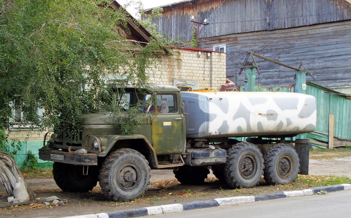 Саратовская область, № М 344 СК 64 — ЗИЛ-131