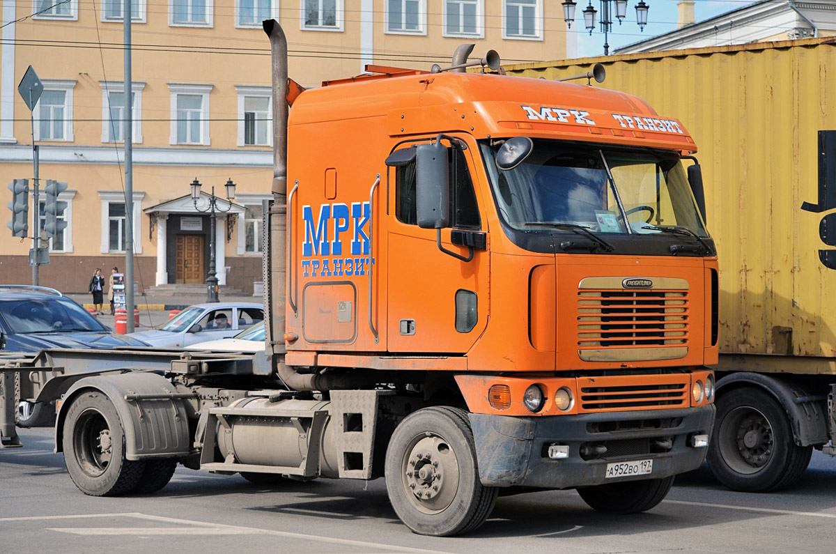 Москва, № А 952 ВО 197 — Freightliner Argosy