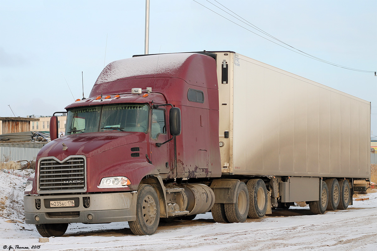 Санкт-Петербург, № Н 235 АС 178 — Mack Vision (Pinnacle)