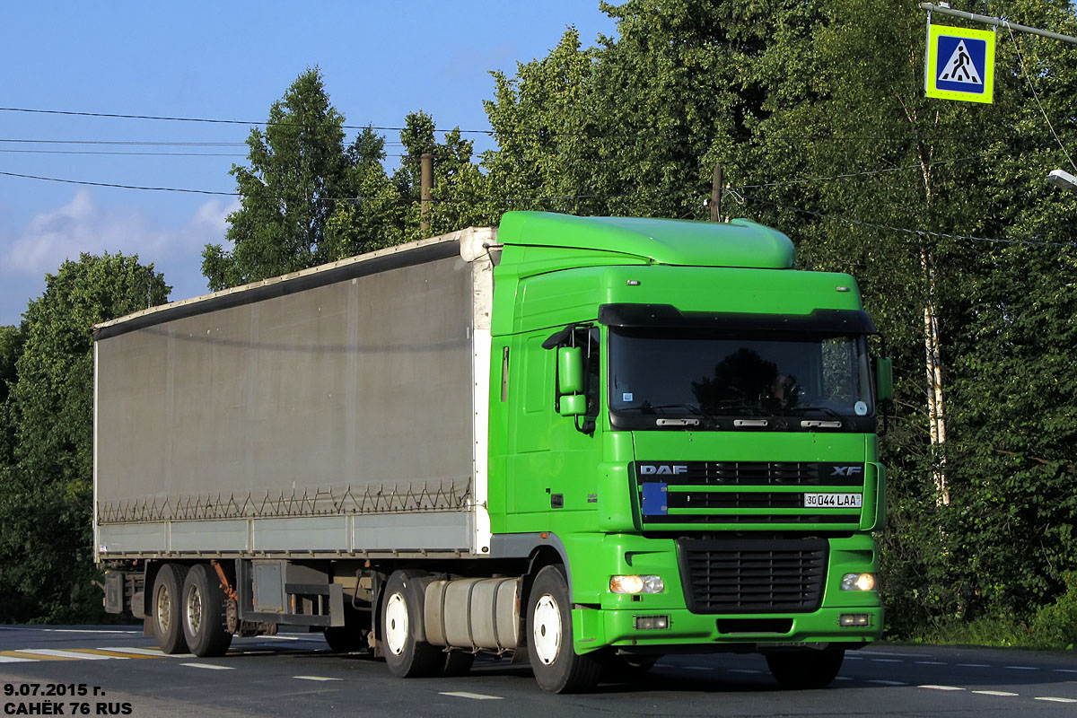 Узбекистан, № 30 044 LAA — DAF XF95 FT