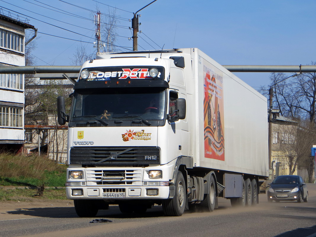 Курганская область, № М 644 ЕВ 45 — Volvo ('1993) FH12.420