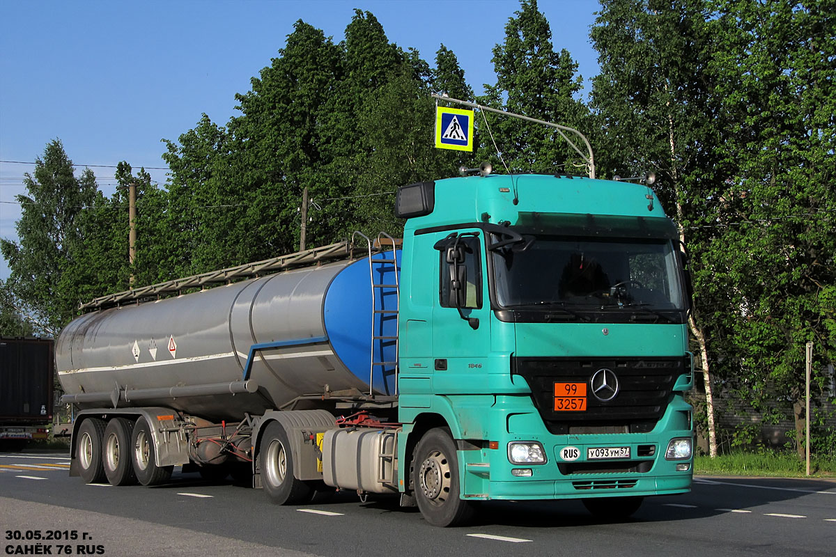 Орловская область, № У 093 УМ 57 — Mercedes-Benz Actros ('2003) 1846