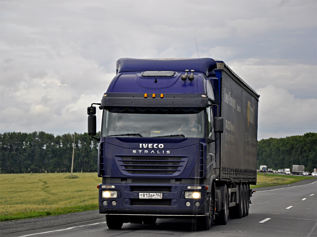 Кемеровская область, № Т 813 ВР 142 — IVECO Stralis ('2002) 430