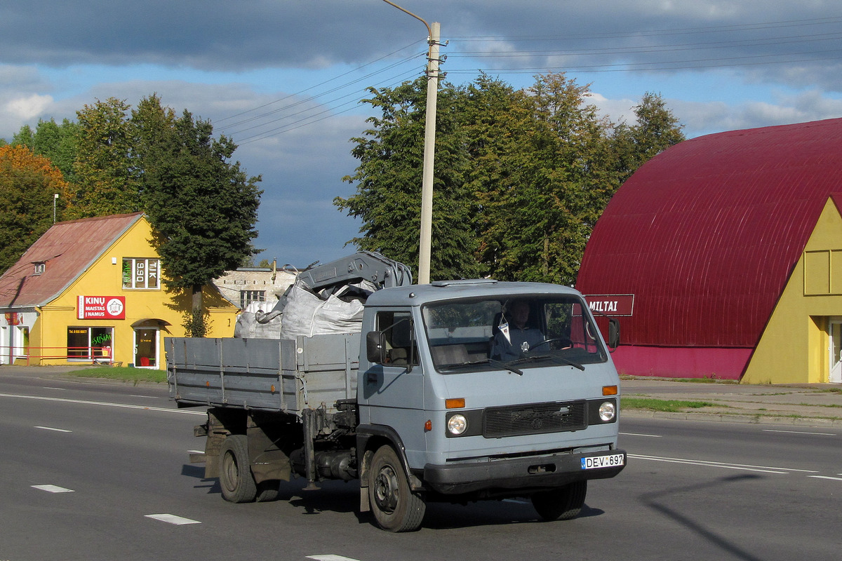 Литва, № DEV 697 — MAN Volkswagen G90