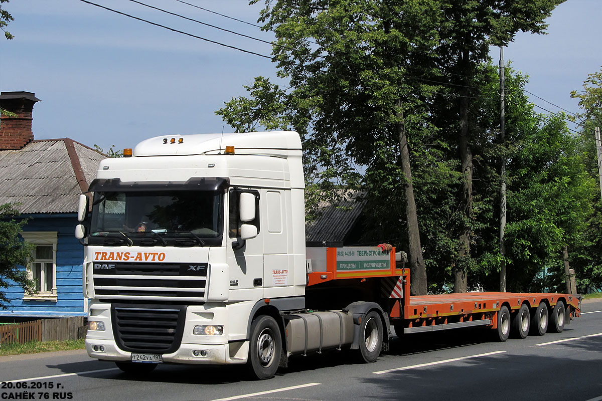 Москва, № Т 242 УА 197 — DAF XF105 FT