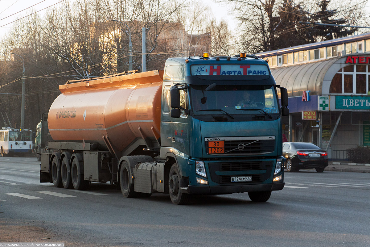 Москва, № Е 124 ЕМ 777 — Volvo ('2008) FH.420 [X9P]