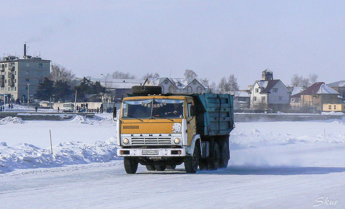 Алтайский край, № Е 031 РТ 22 — КамАЗ-5511