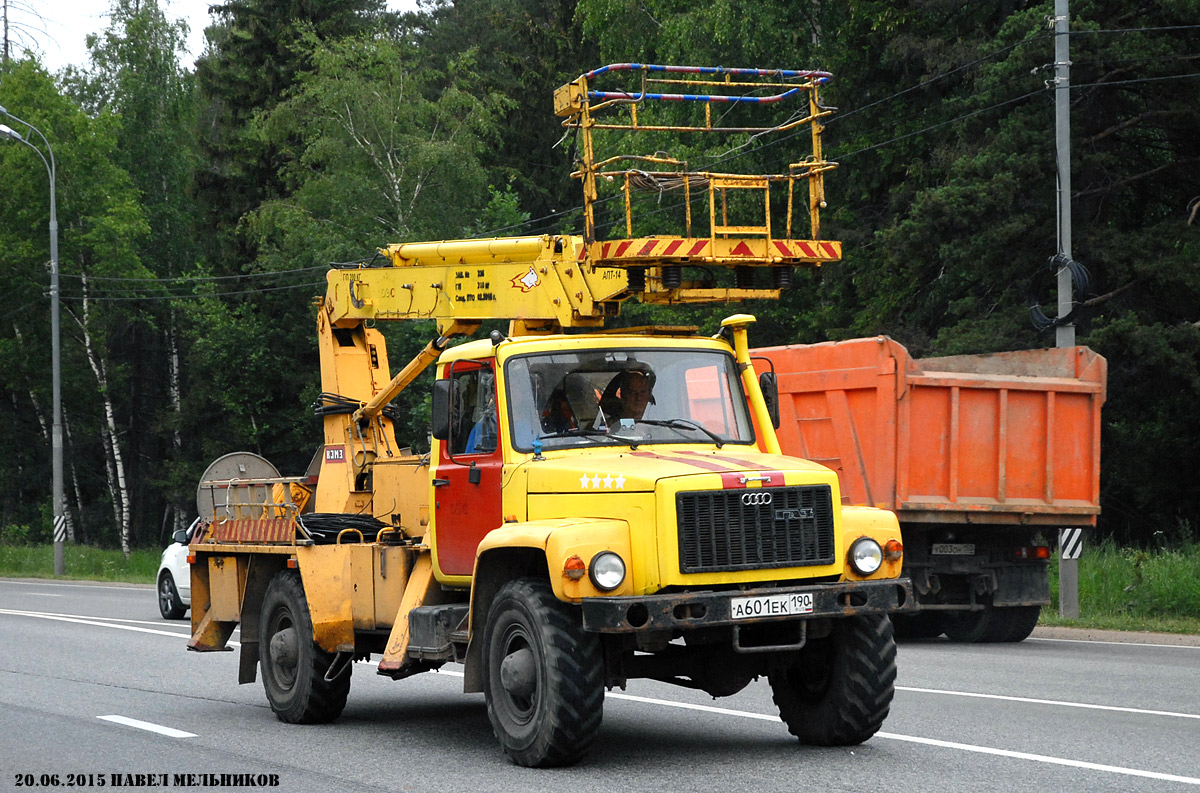 Московская область, № А 601 ЕК 190 — ГАЗ-33081 «Садко»