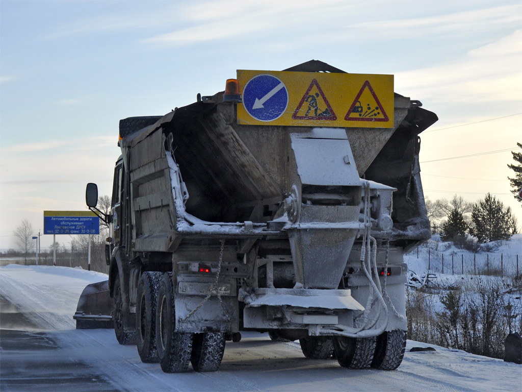 Алтайский край, № В 942 НР 22 — КамАЗ-55111 [551110]