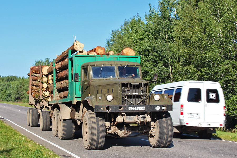 Рязанская область, № А 327 ЕУ 62 — КрАЗ-255Б1