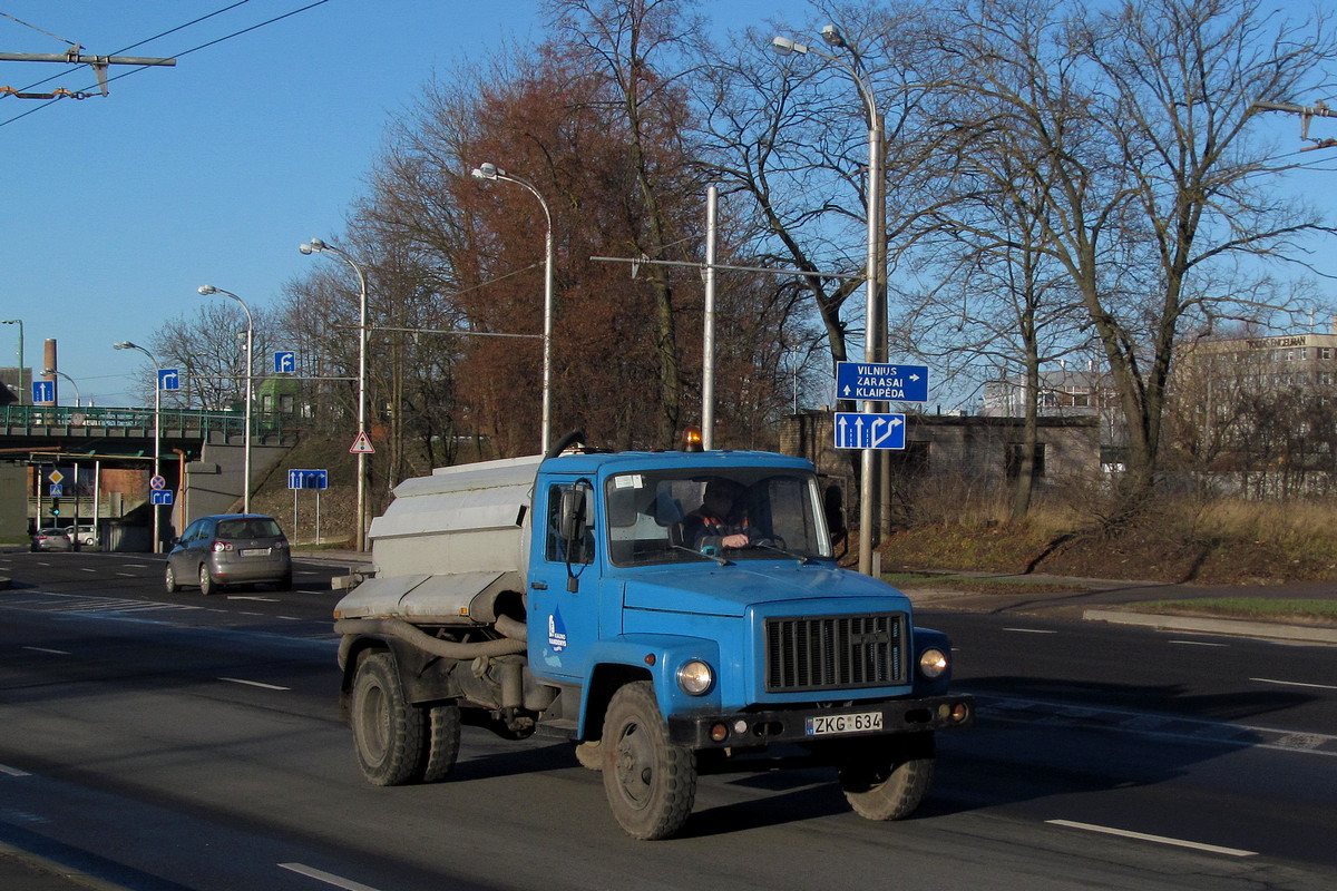 Литва, № ZKG 634 — ГАЗ-3307