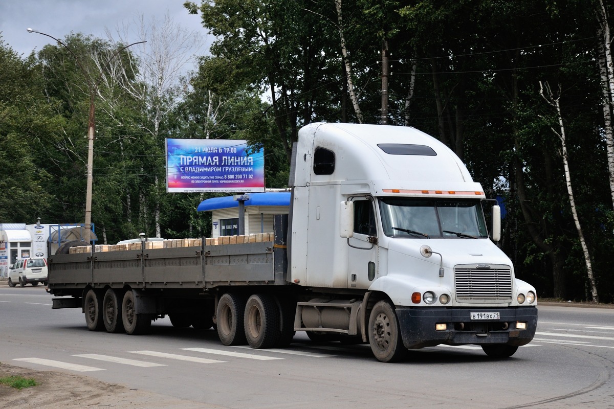 Тульская область, № В 191 ВХ 71 — Freightliner Century Class