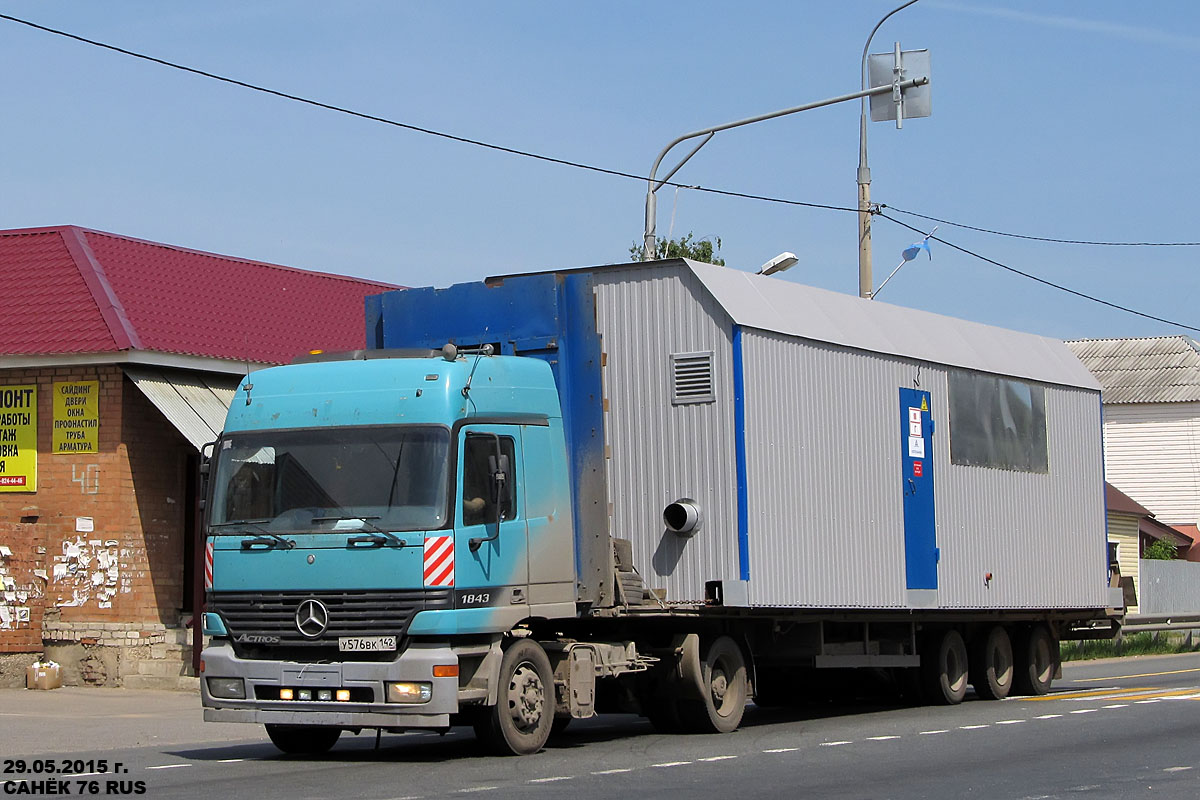 Кемеровская область, № У 576 ВК 142 — Mercedes-Benz Actros ('1997) 1843