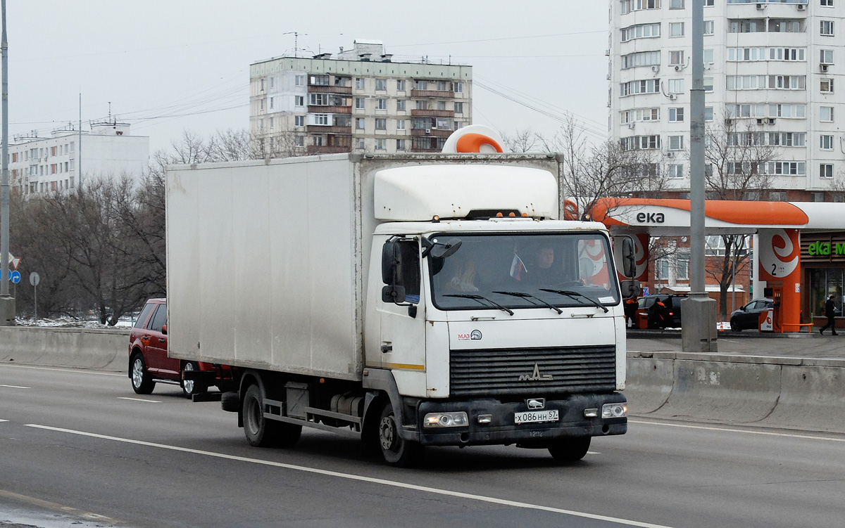 Орловская область, № Х 086 НН 57 — МАЗ-4371 (общая модель)