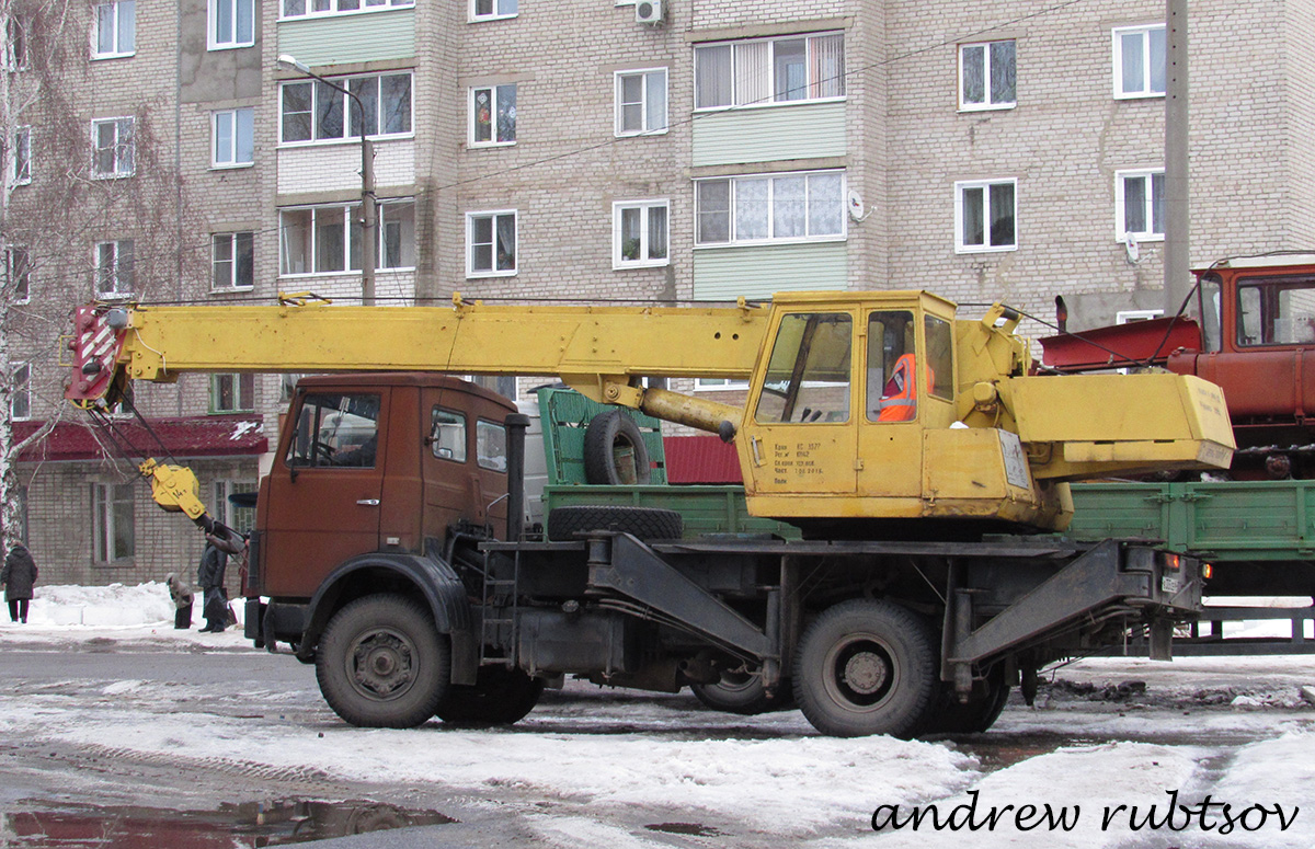 Тамбовская область, № В 335 СЕ 68 — МАЗ-5337 [533700]