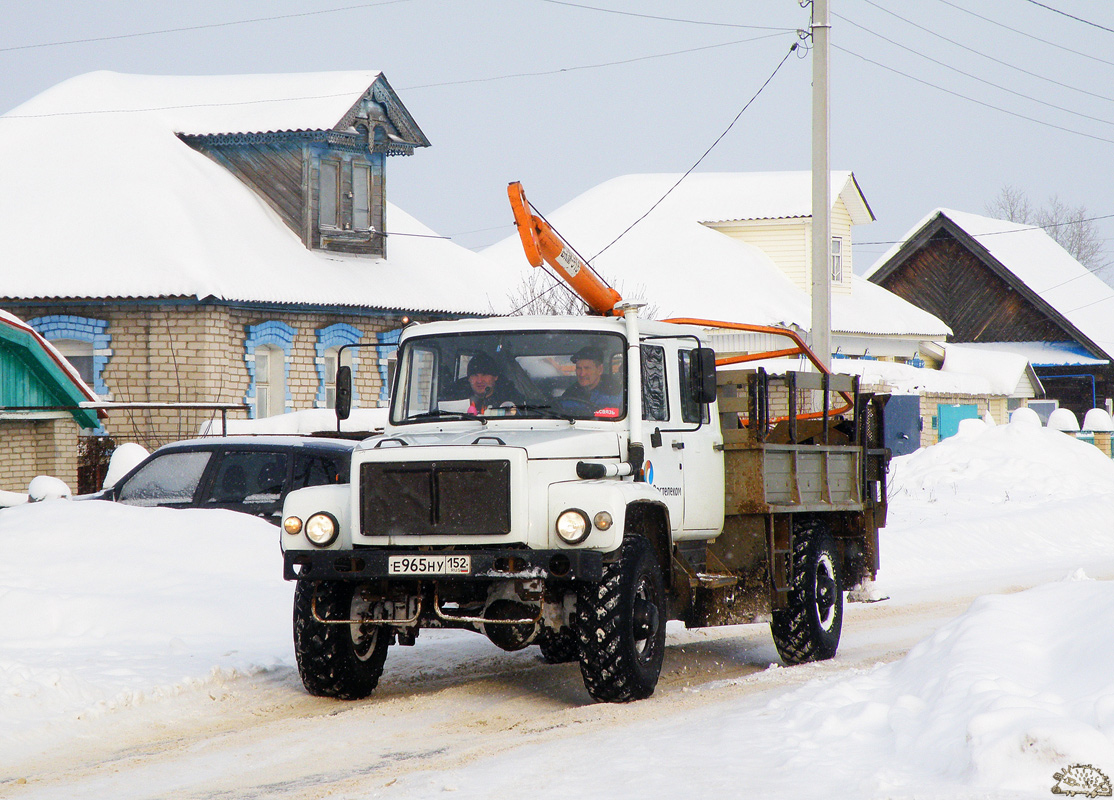 Нижегородская область, № Е 965 НУ 152 — ГАЗ-33081 «Садко»