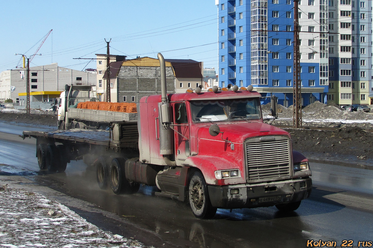 Новосибирская область, № Е 449 УС 54 — Freightliner FLD 120