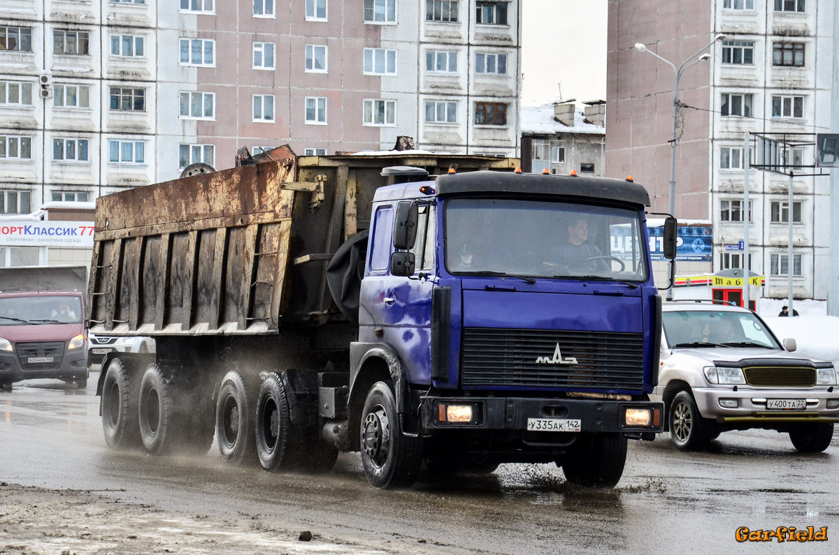 Кемеровская область, № У 335 АК 142 — МАЗ-64229