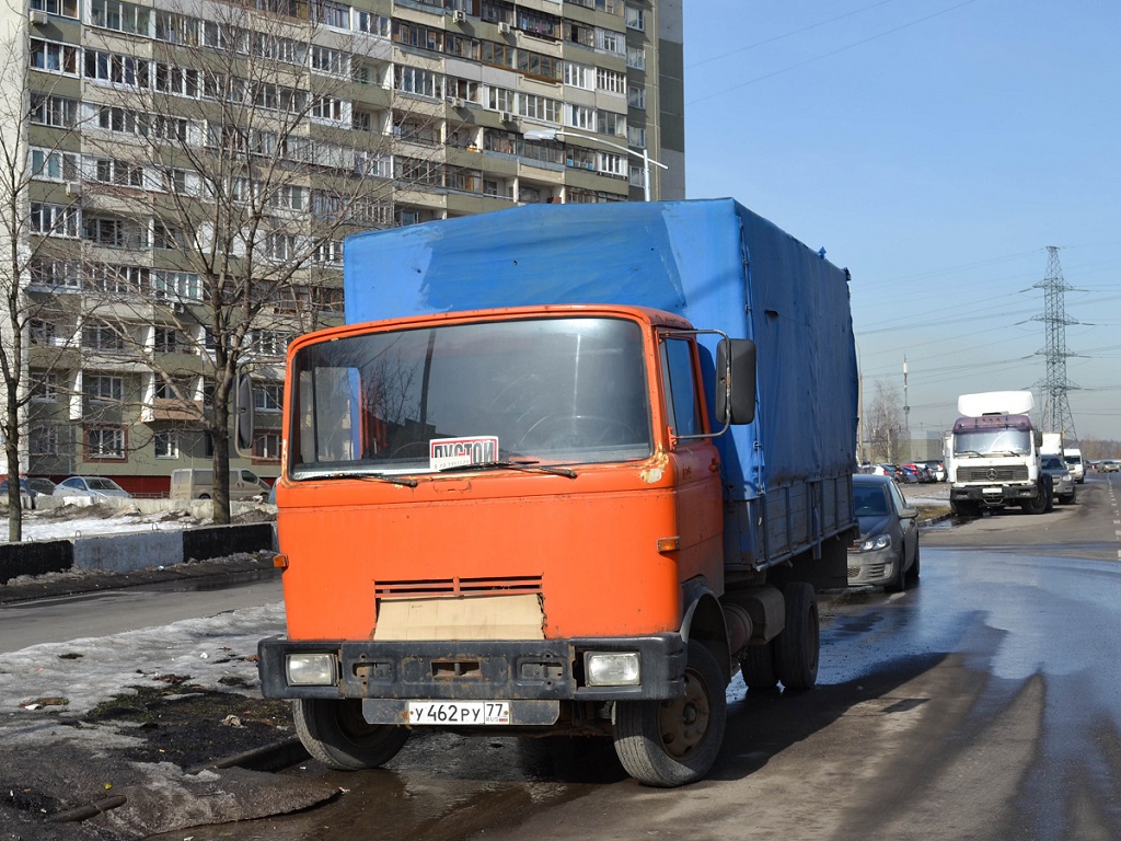 Москва, № У 462 РУ 77 — Mercedes-Benz LP (общ. мод.)