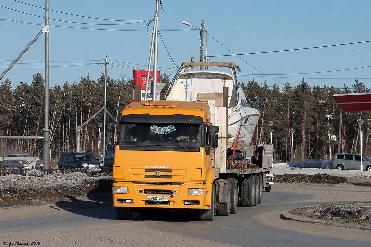 Кемеровская область, № С 960 ОО 42 — КамАЗ-65116 (общая модель)