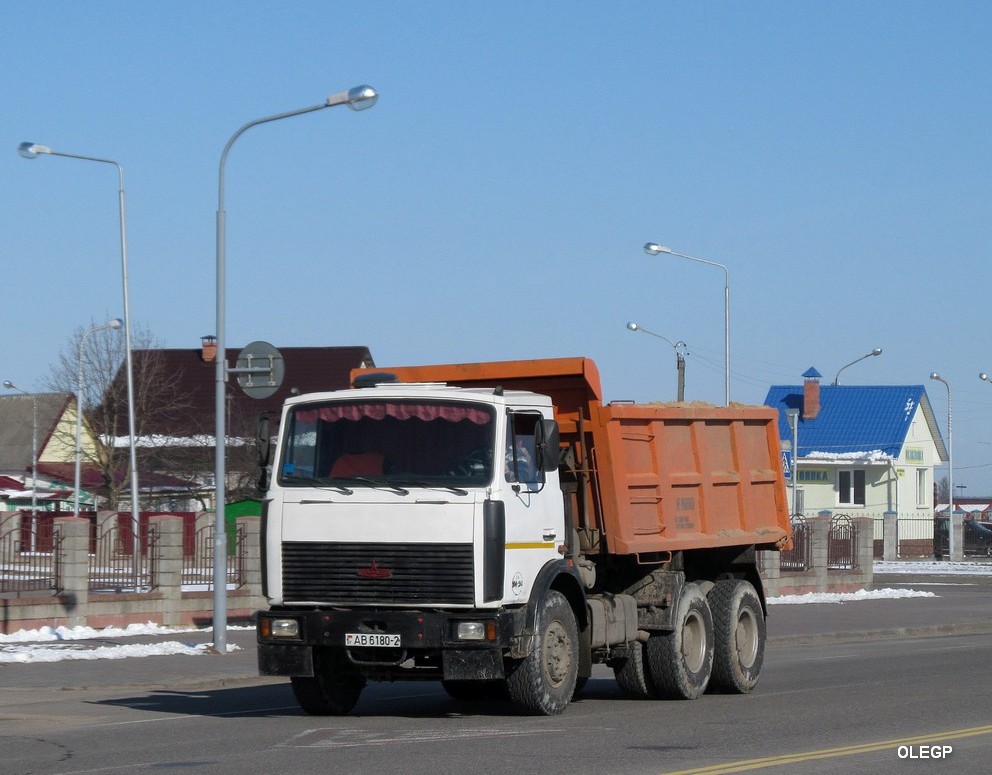 Витебская область, № АВ 6180-2 — МАЗ-5516 (общая модель)