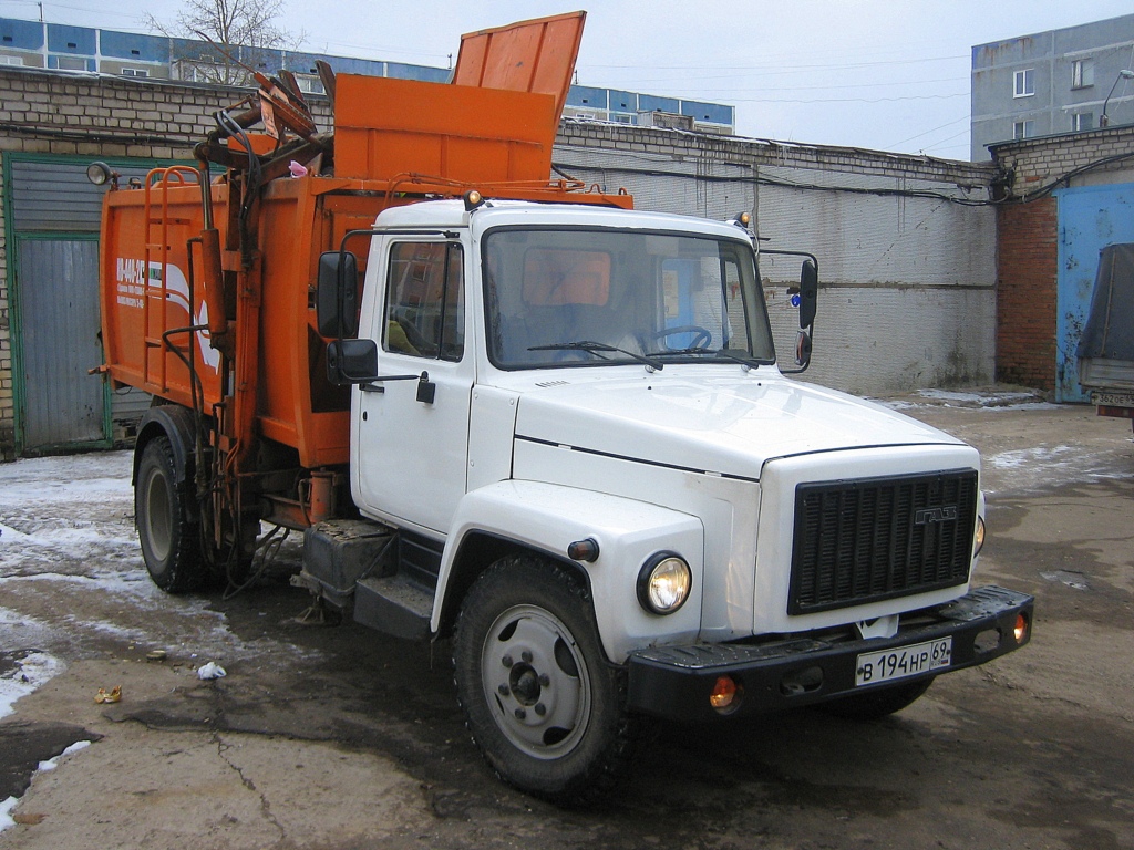 Тверская область, № В 194 НР 69 — ГАЗ-3309