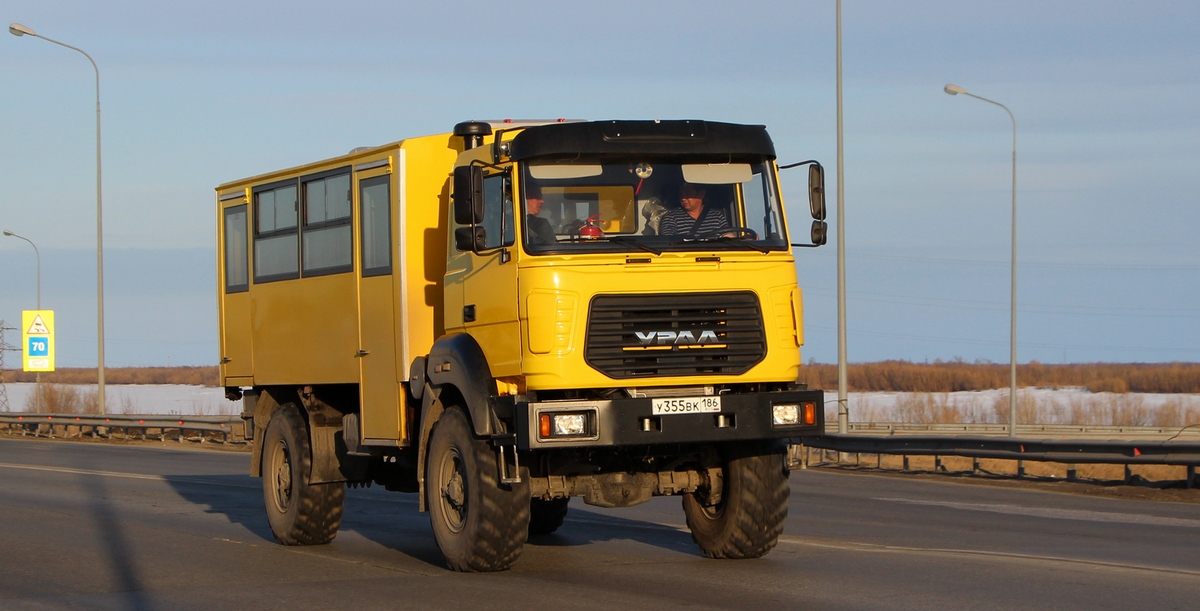 Ханты-Мансийский автоном.округ, № У 355 ВК 186 — Урал-32552-79