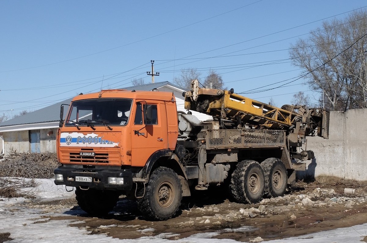 Тульская область, № К 886 КВ 71 — КамАЗ-43118 (общая модель)