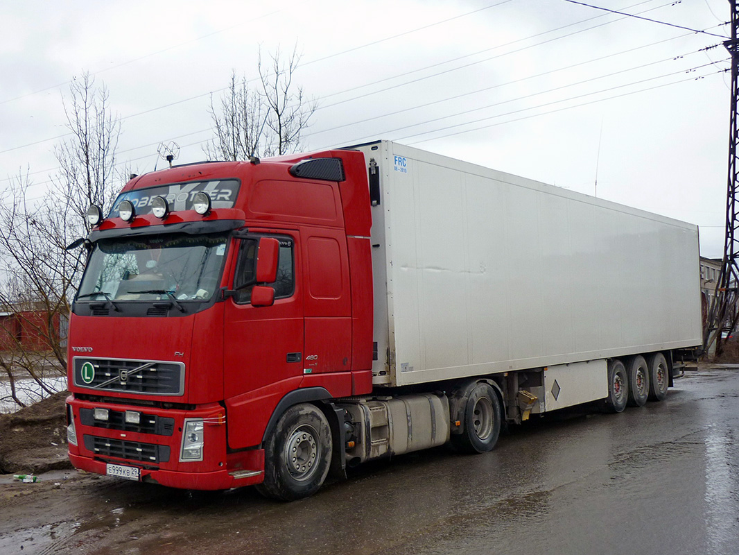 Архангельская область, № Е 999 КВ 29 — Volvo ('2002) FH12.480