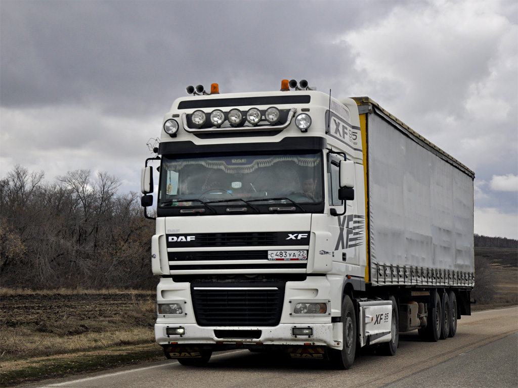 Алтайский край, № С 483 УА 22 — DAF XF95 FT