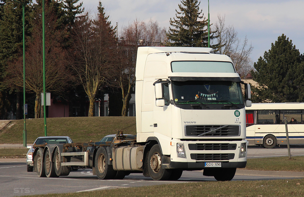 Литва, № GDG 650 — Volvo ('2002) FH12.420