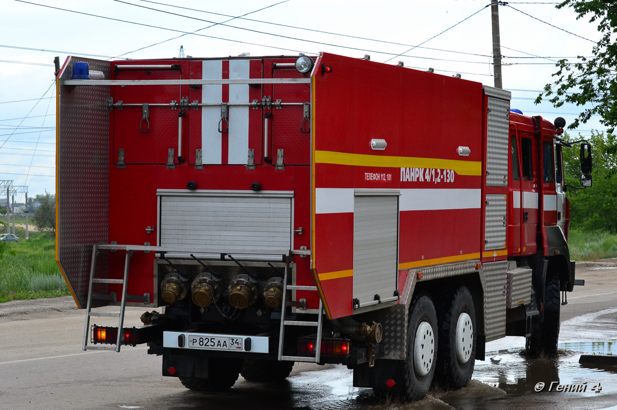 Волгоградская область, № Р 825 АА 34 — Урал-6370