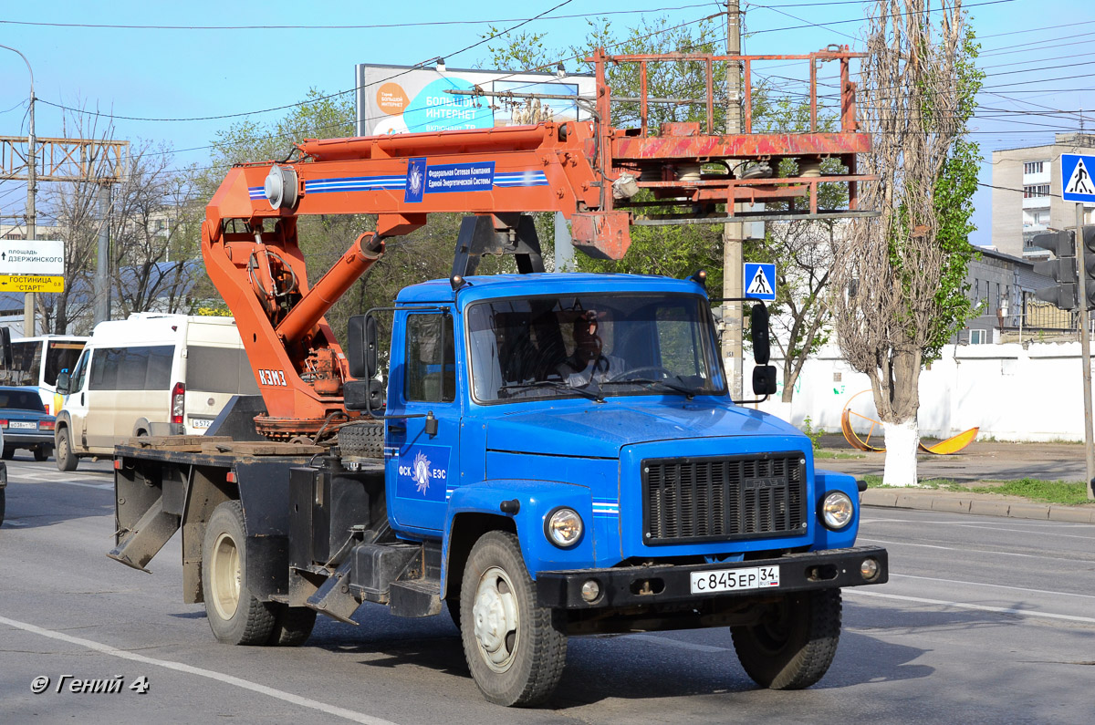 Волгоградская область, № С 845 ЕР 34 — ГАЗ-3309