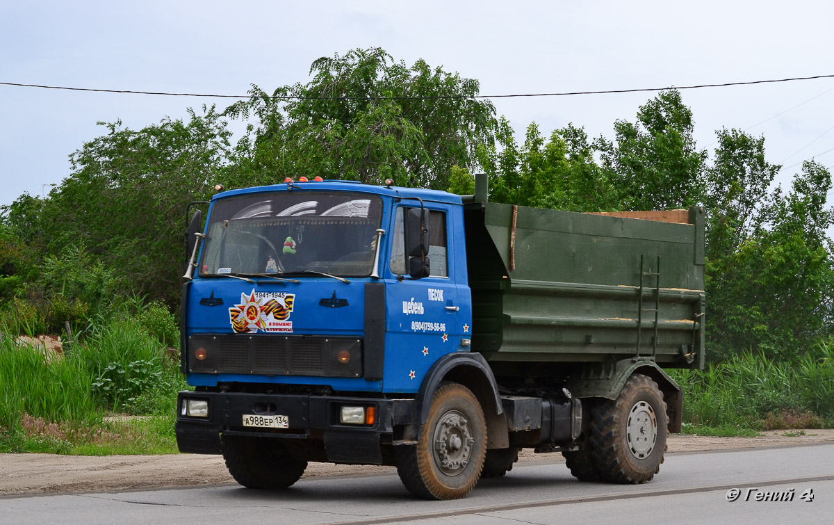 Волгоградская область, № А 988 ЕР 134 — МАЗ-5551 [555100]