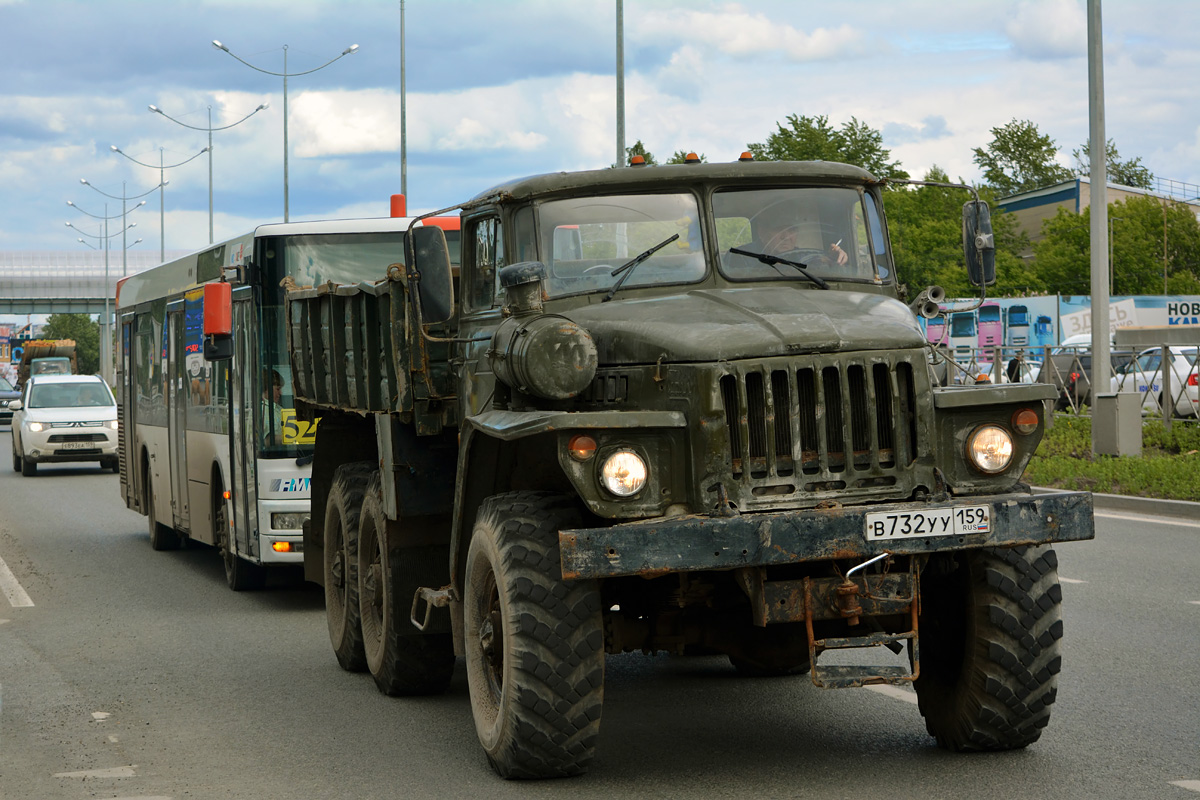 Пермский край, № В 732 УУ 159 — Урал-4320-01