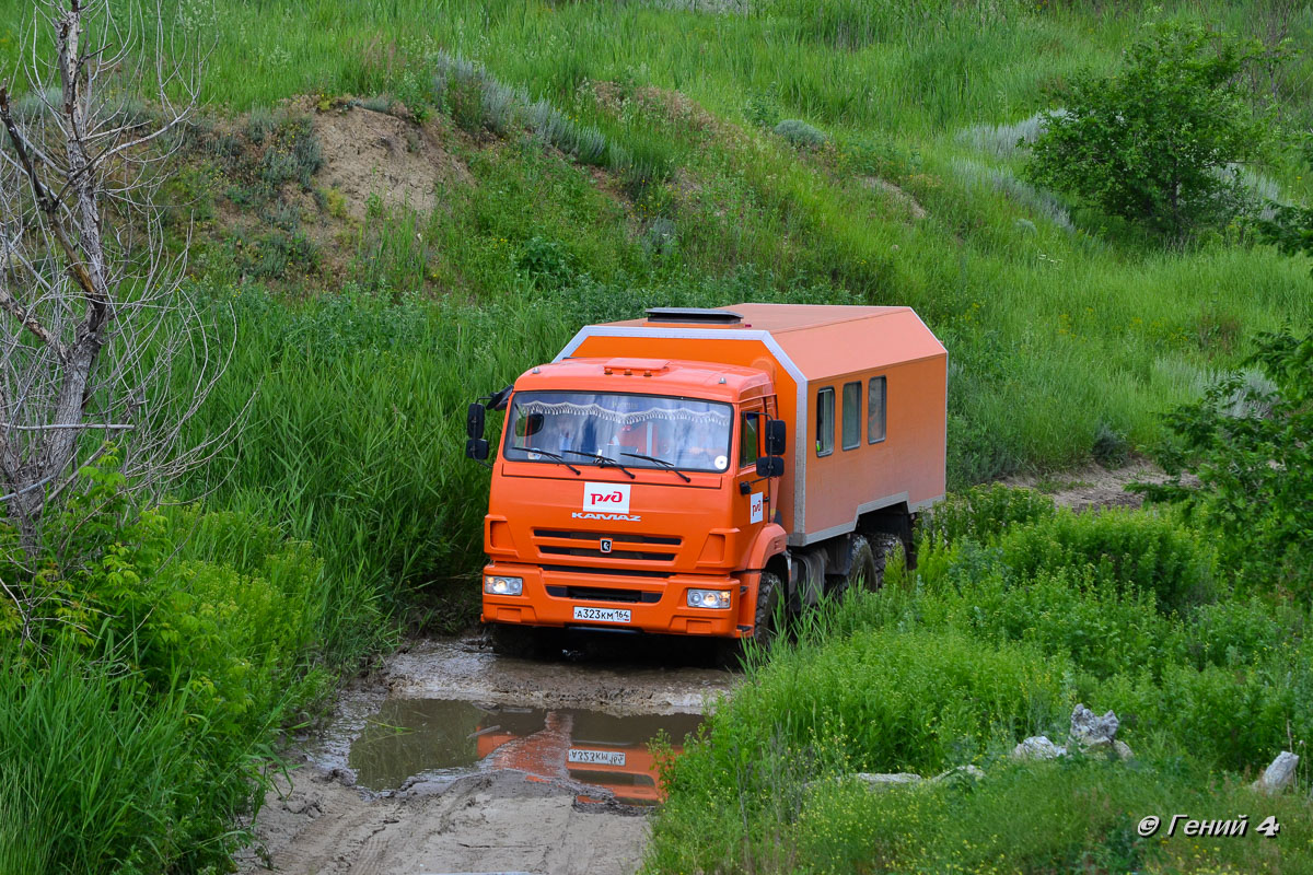 Волгоградская область, № А 323 КМ 164 — КамАЗ-43118-46