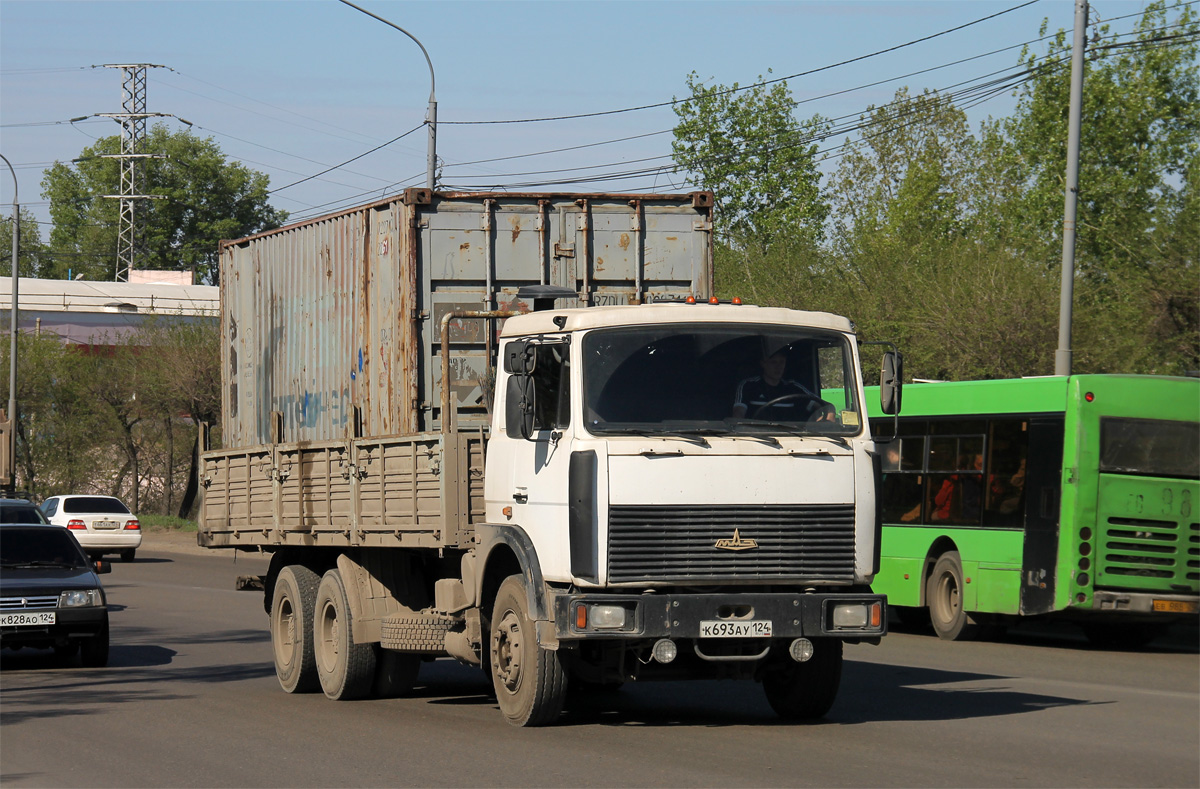 Красноярский край, № К 693 АУ 124 — МАЗ-6303A5