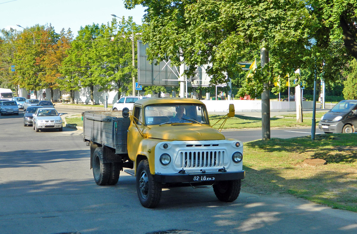 Харьковская область, № 82-18 ХКЗ — ГАЗ-52-04