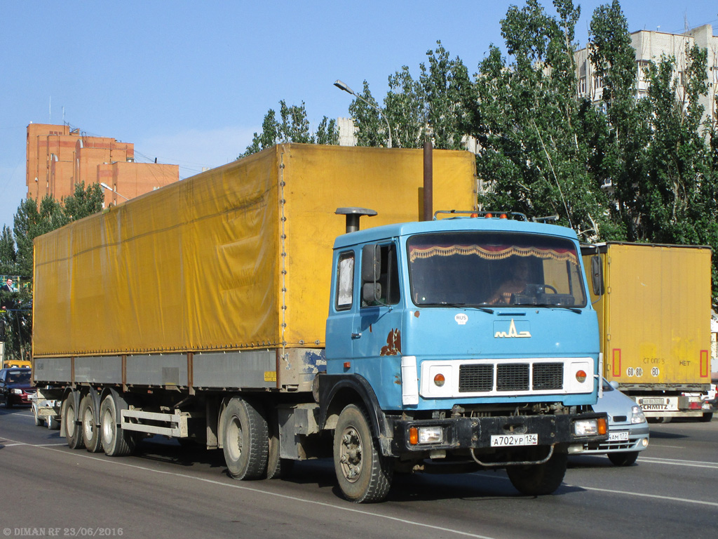 Волгоградская область, № А 702 УР 134 — МАЗ-54323