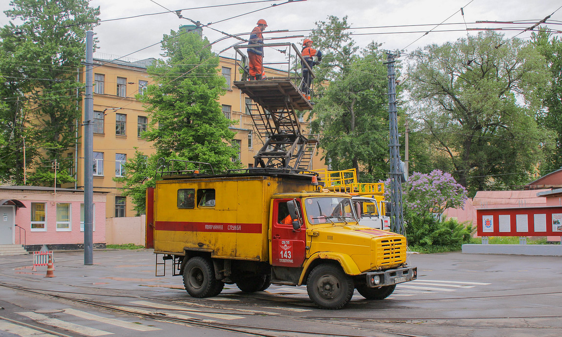 Санкт-Петербург, № 143 — ЗИЛ-433362